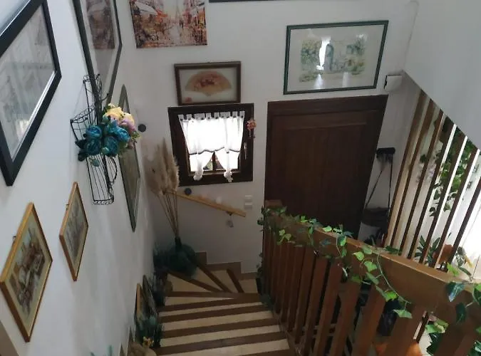 Les De La Casa D'elena Cholet